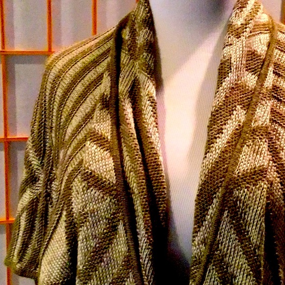 Calypso ,wrap /sweater , fits Small to Extra large , hardly worn . - Picture 3 of 10